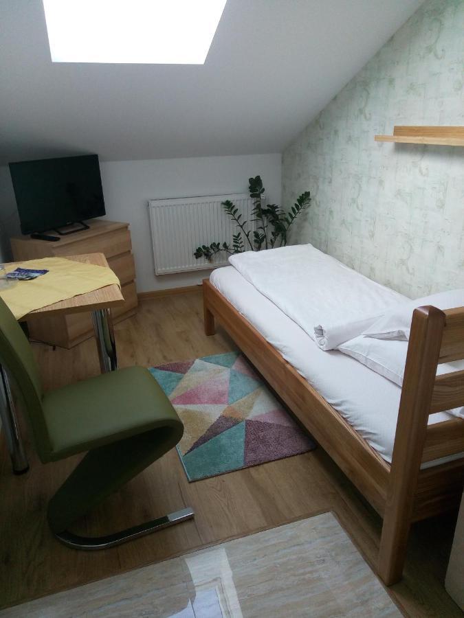 Homestay Strozowka Gorlice Bagian luar foto