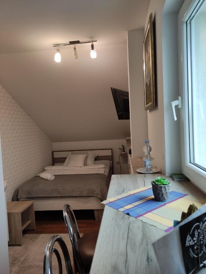 Homestay Strozowka Gorlice Bagian luar foto