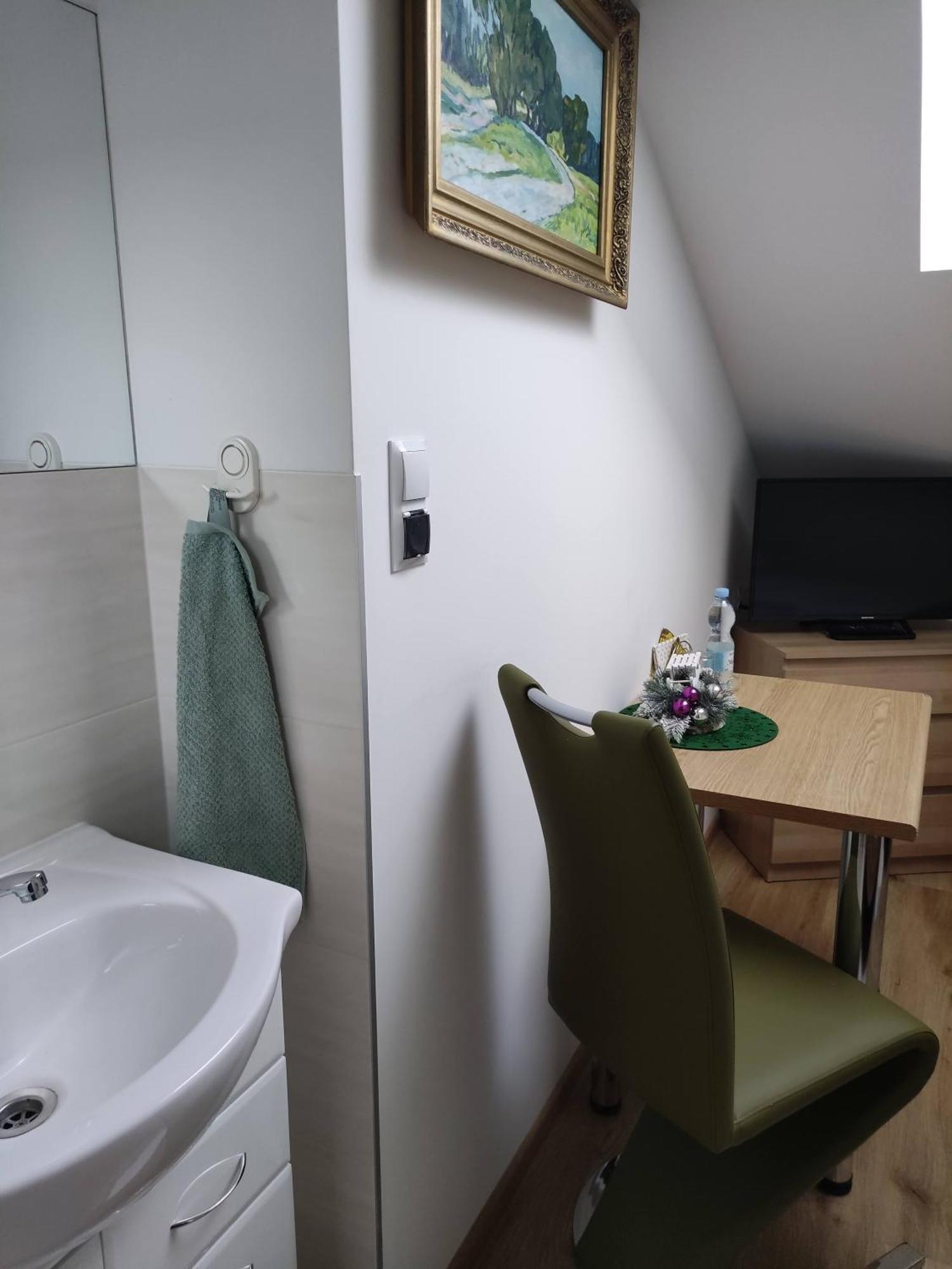 Homestay Strozowka Gorlice Bagian luar foto