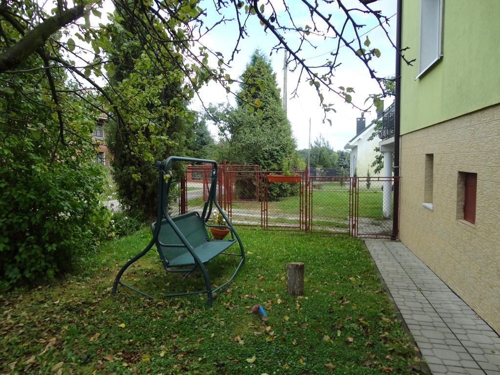 Homestay Strozowka Gorlice Bagian luar foto